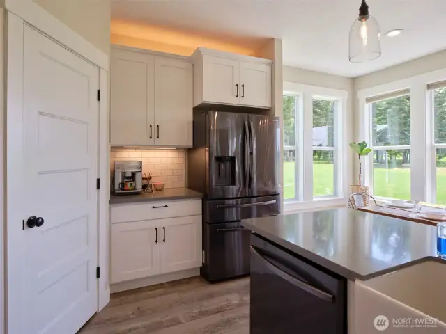 Kitchen & Pantry