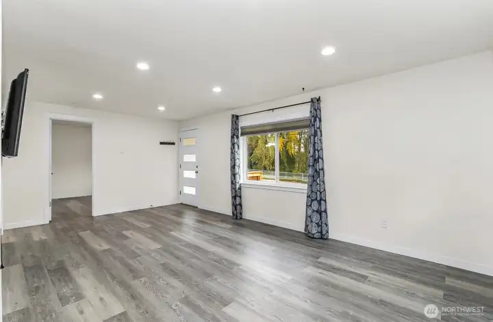 Great window, modern flooring & lights.