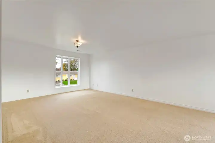 Very spacious primary