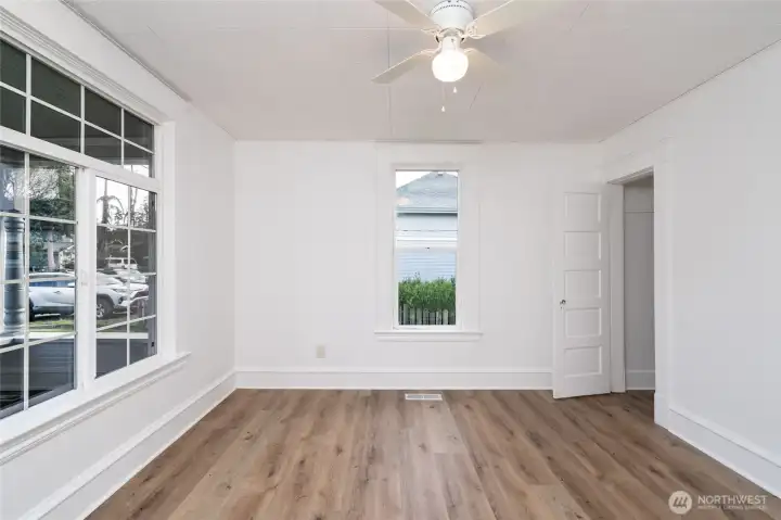 Front bedroom with nice sized closet.