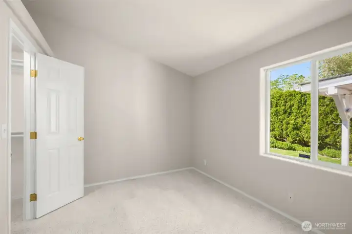 Guest bedroom 1