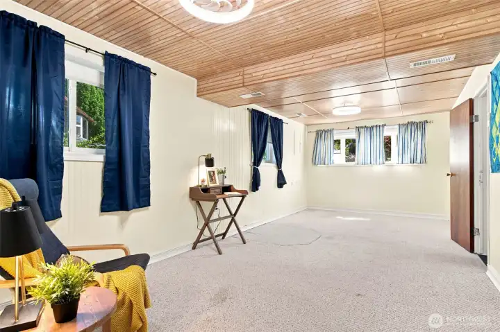 Bonus Room