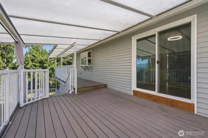 Covered Deck off of Primary