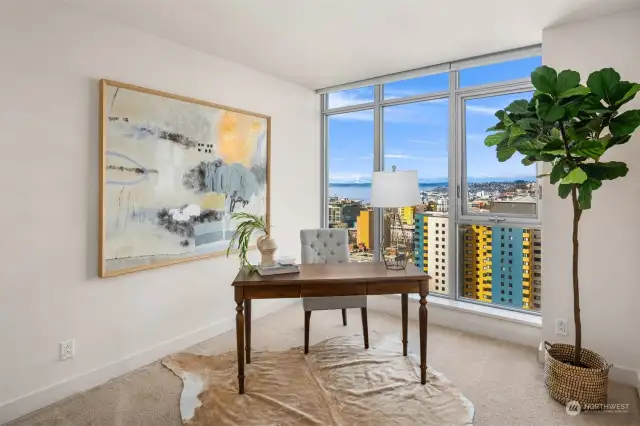 2nd bedroom/office with Space Needle view
