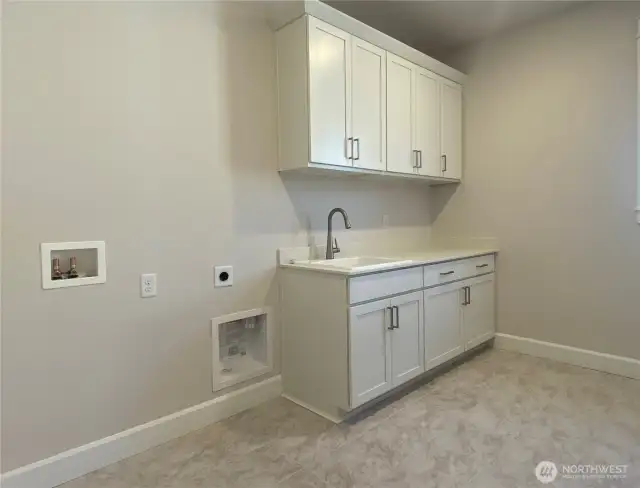 9245 Nootka Ct SE