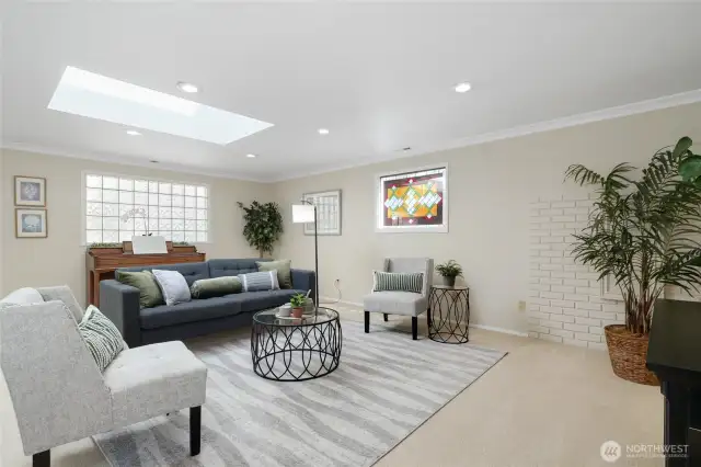 Main floor Famil Room