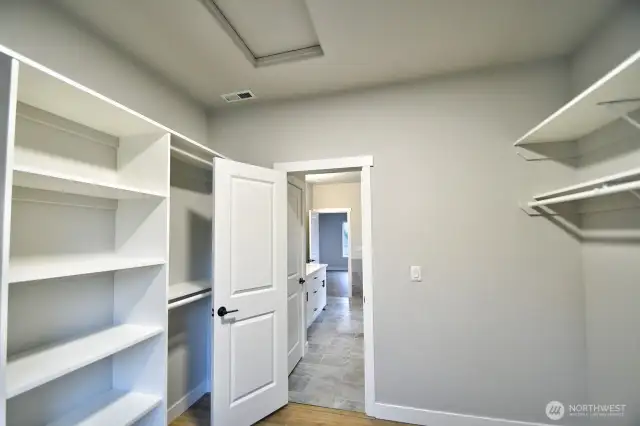 PHOTOS ARE FOR ILLUSTRATION PURPOSES ONLY- some upgrades may be shown, Call LA for details