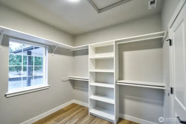 PHOTOS ARE FOR ILLUSTRATION PURPOSES ONLY- some upgrades may be shown, Call LA for details