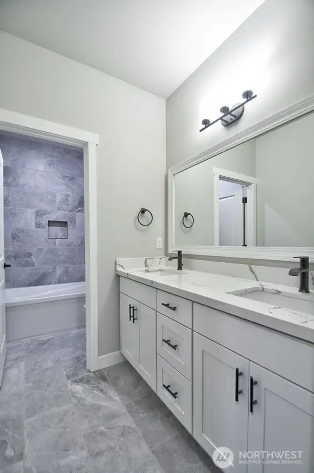 PHOTOS ARE FOR ILLUSTRATION PURPOSES ONLY- some upgrades may be shown, Call LA for details