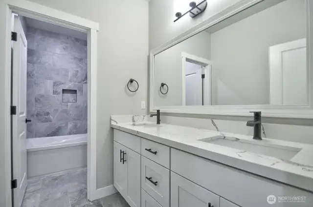 PHOTOS ARE FOR ILLUSTRATION PURPOSES ONLY- some upgrades may be shown, Call LA for details