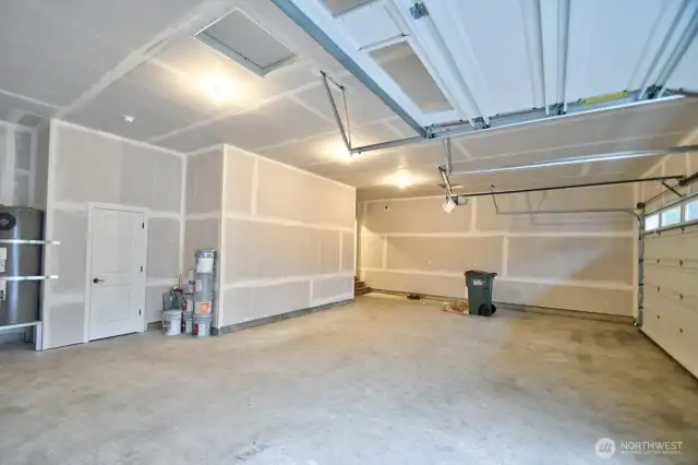 PHOTOS ARE FOR ILLUSTRATION PURPOSES ONLY- some upgrades may be shown, Call LA for details