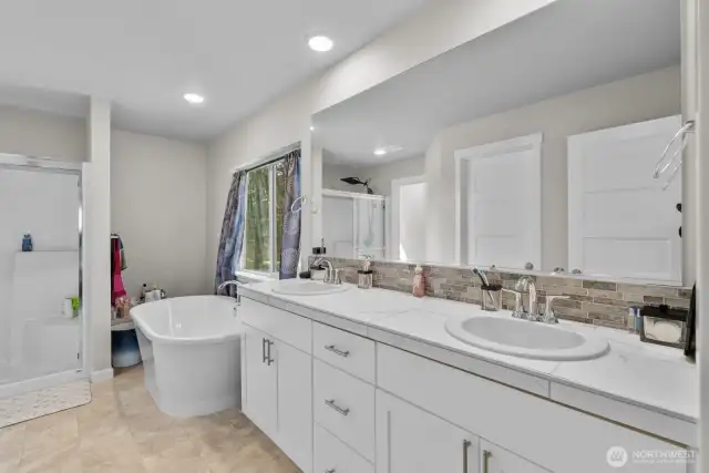 Primary Bathroom!