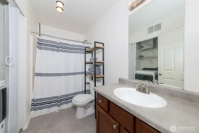 Main Bathroom
