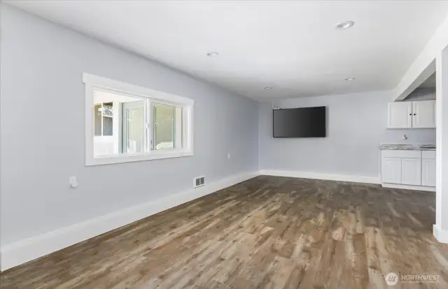 Lower level: TV stays.