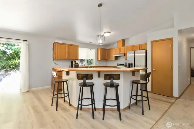 Large Open Concept Kitchen