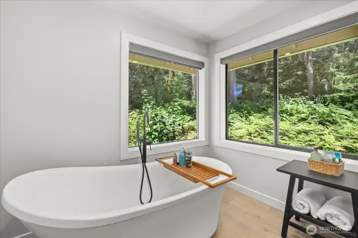 Private Soaking Tub with Views of the Wooded Backyard