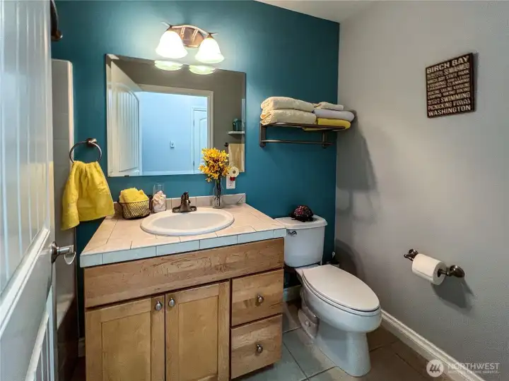 Secondary Full Bathroom