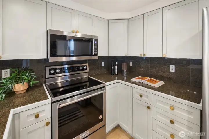 Yet another kitchen shot