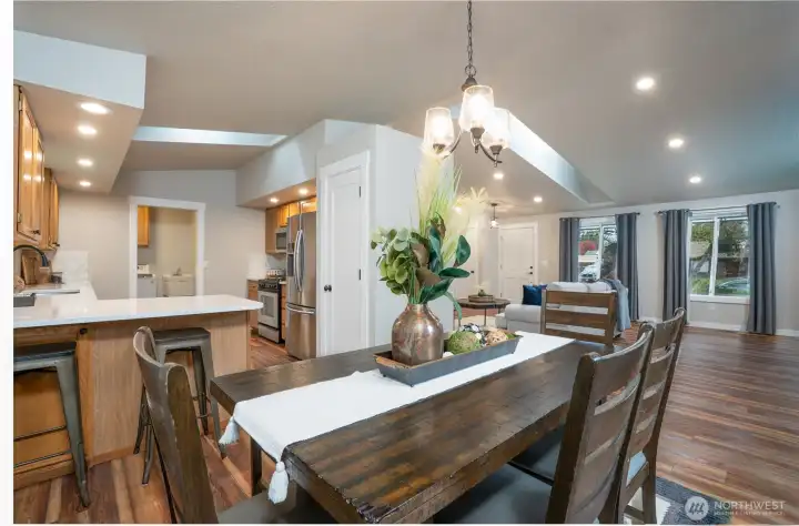 This home offers a nice flow from dining room to kitchen and into the living room making entertaining a breeze!
