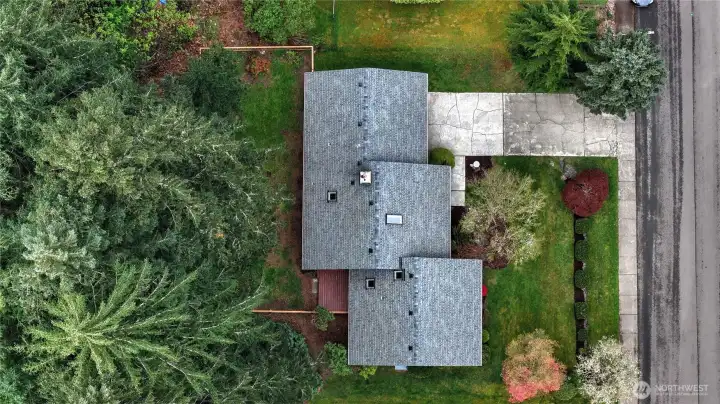 Overhead view of the property - showing the nicely landscaped front yard, fenced backyard & private greenbelt on the property.