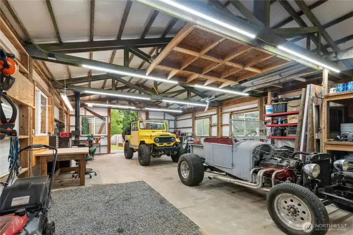 Wood shop? Car storage? Your hobby area awaits!