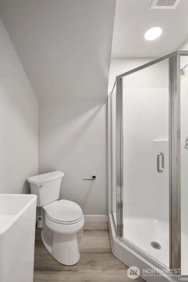 3/4 Bath  on Entry Level