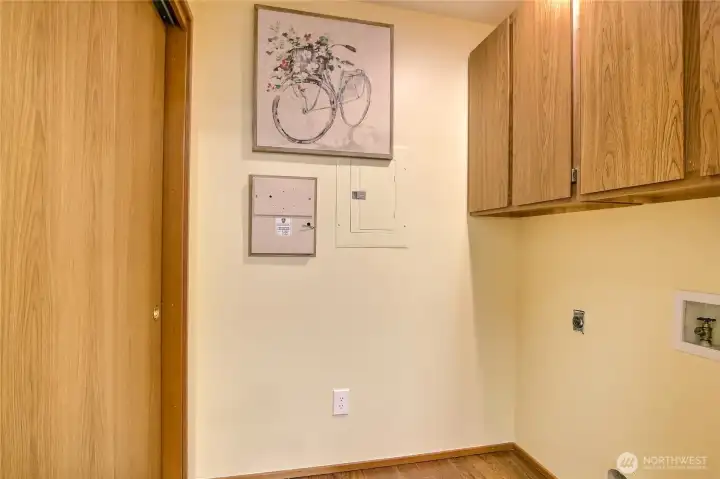 Walk-in laundry fit a side-by-side w/d.