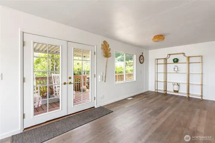 Entry and dining room.