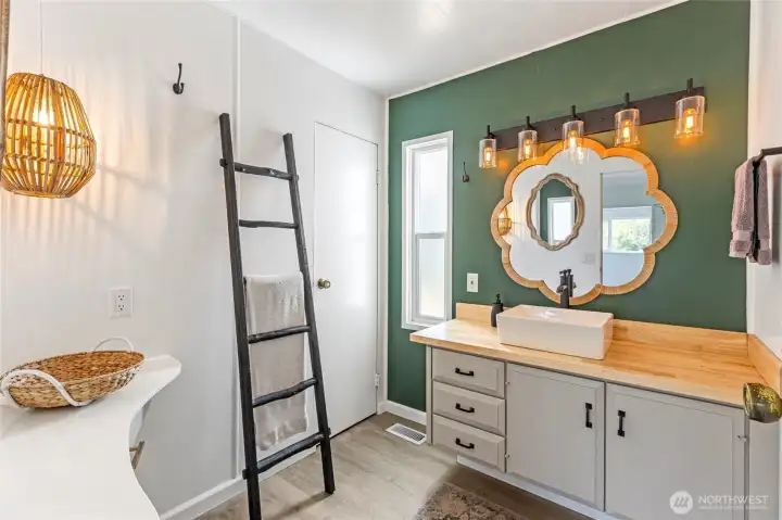 Ensuite bathroom with stand up shower.