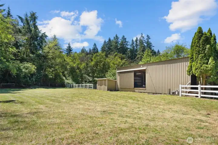 area area and upper level of barn area area and upper level of barn