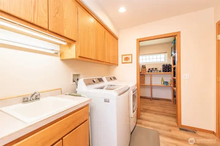 Laundry with Utility Sink