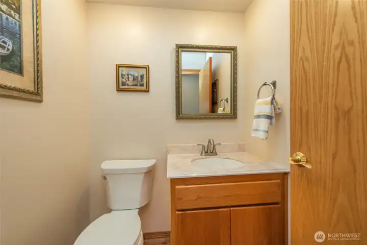 Half Bath Adjacent to Guest Room