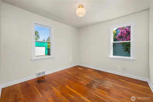 Den on main floor or use as an additional 4th bedroom.