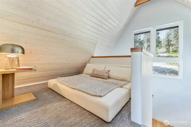 Extra sleeping area for guests