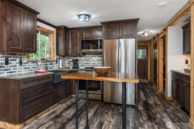 Custom Concrete Counter Tops