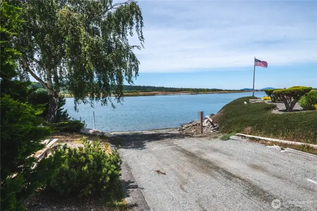 Skagit Beach Community boat launch.