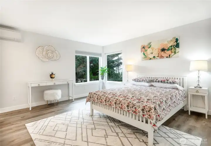 BEDROOM #1