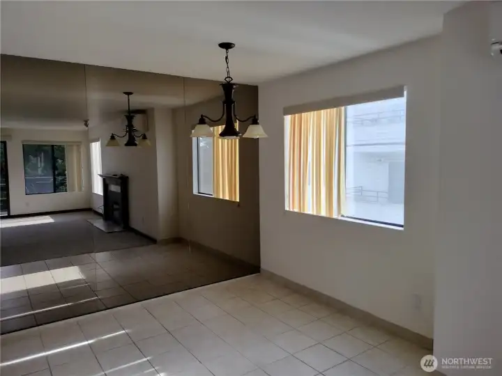 Formal dinning room for entertaining.