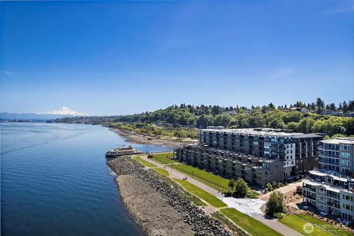 Aerial perspective highlights the home’s prime location along Commencement Bay.