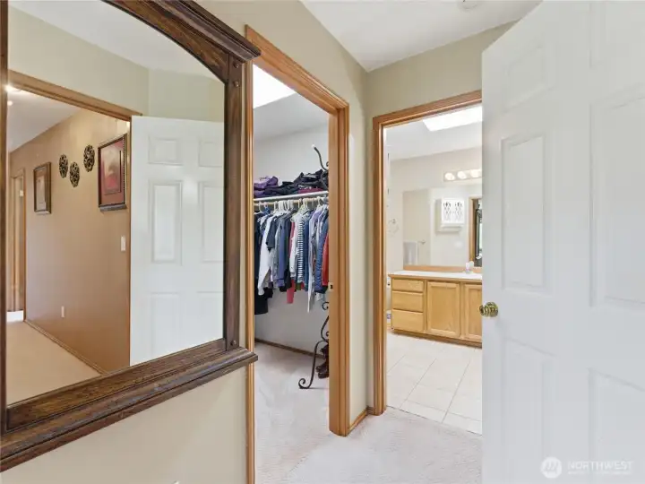The primary has a walk-in closet between the sleeping space and the en-suite giving piece and quiet The primary has a walk-in closet between the sleeping space and the en-suite giving piece and quiet
