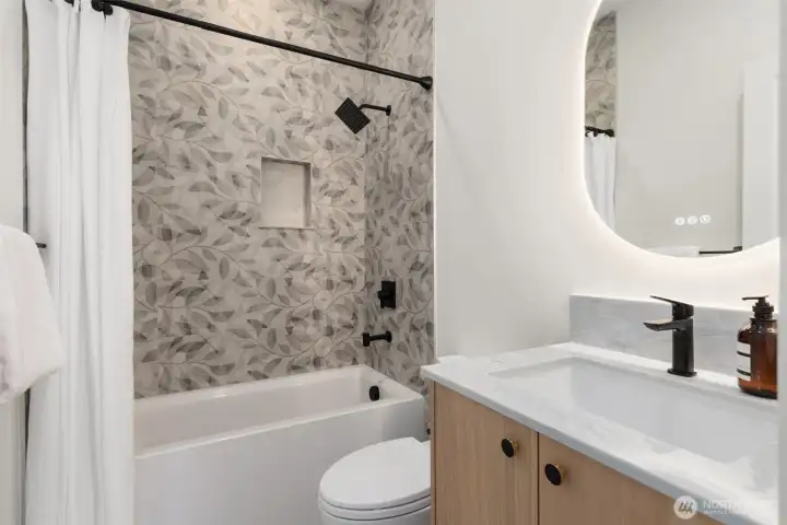 ensuite guest bath, main floor