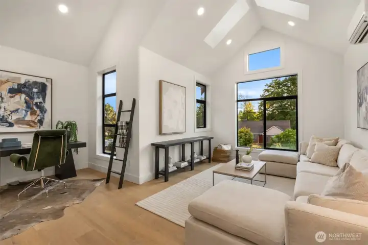 2nd floor family room
