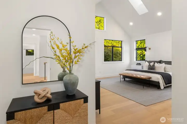 spacious primary bedroom - 2nd floor
