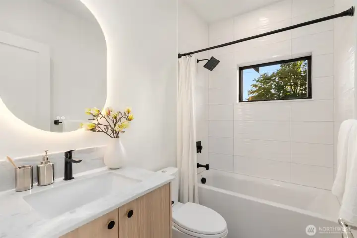 shared bath, 2nd floor