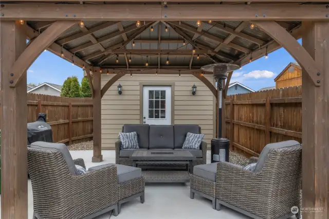 Large sturdy gazebo stays! Excellent for outdoor entertaining. Lights stay.