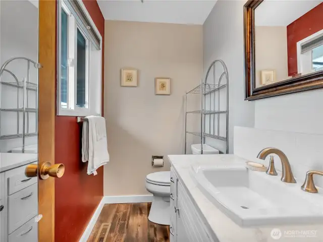 Upstairs Primary Bath