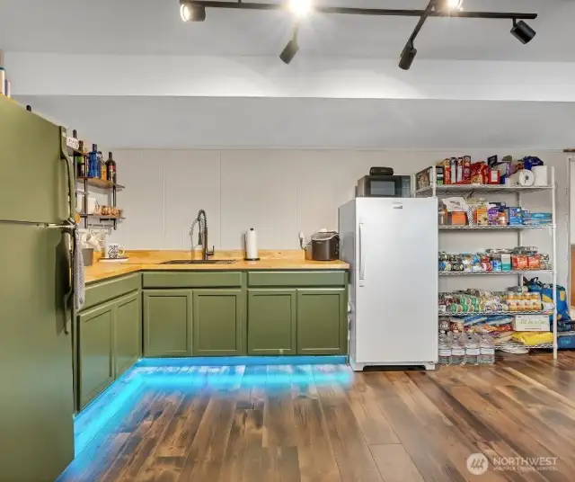 Downstairs Kitchenette