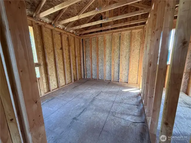 1st guest room