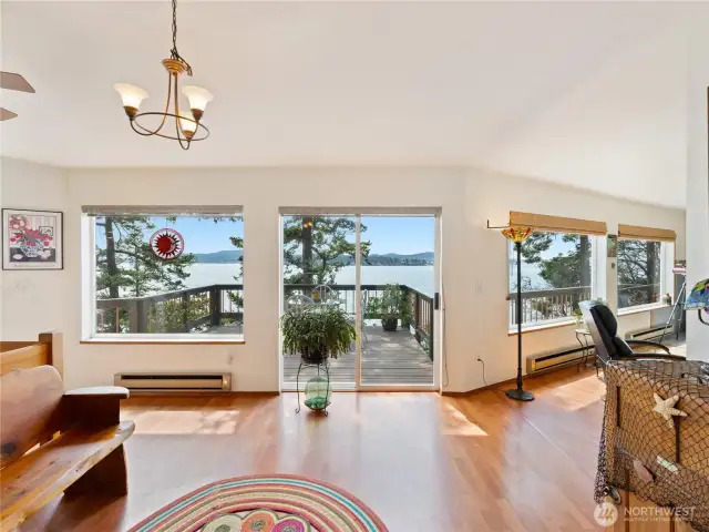 Entry could also double as a dining area.