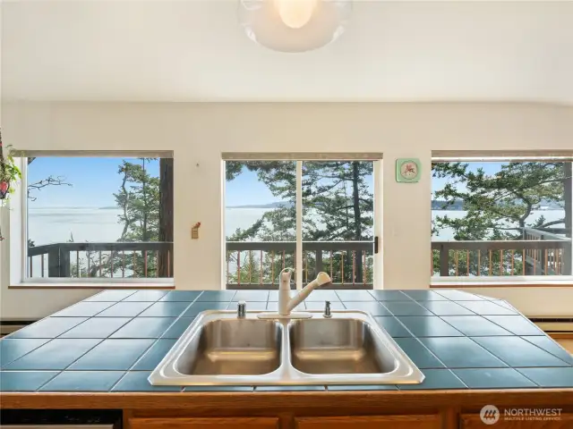 Who cares about doing dishes with this view?